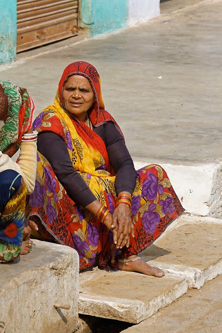 Sur la route d'Orchha-077